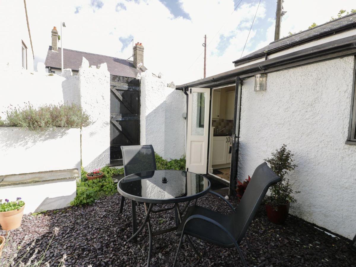 Menai Cottage Llanfairpwllgwyngyll Εξωτερικό φωτογραφία